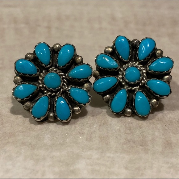 Turquoise Antique Earrings - Picture 2 of 3
